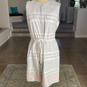 Vineyard Vines Sleeveless blue,white, pink striped cotton button front dress. 6